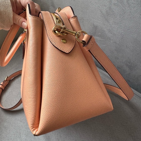 Coach Peach Leather Purse - Picture 3 of 16